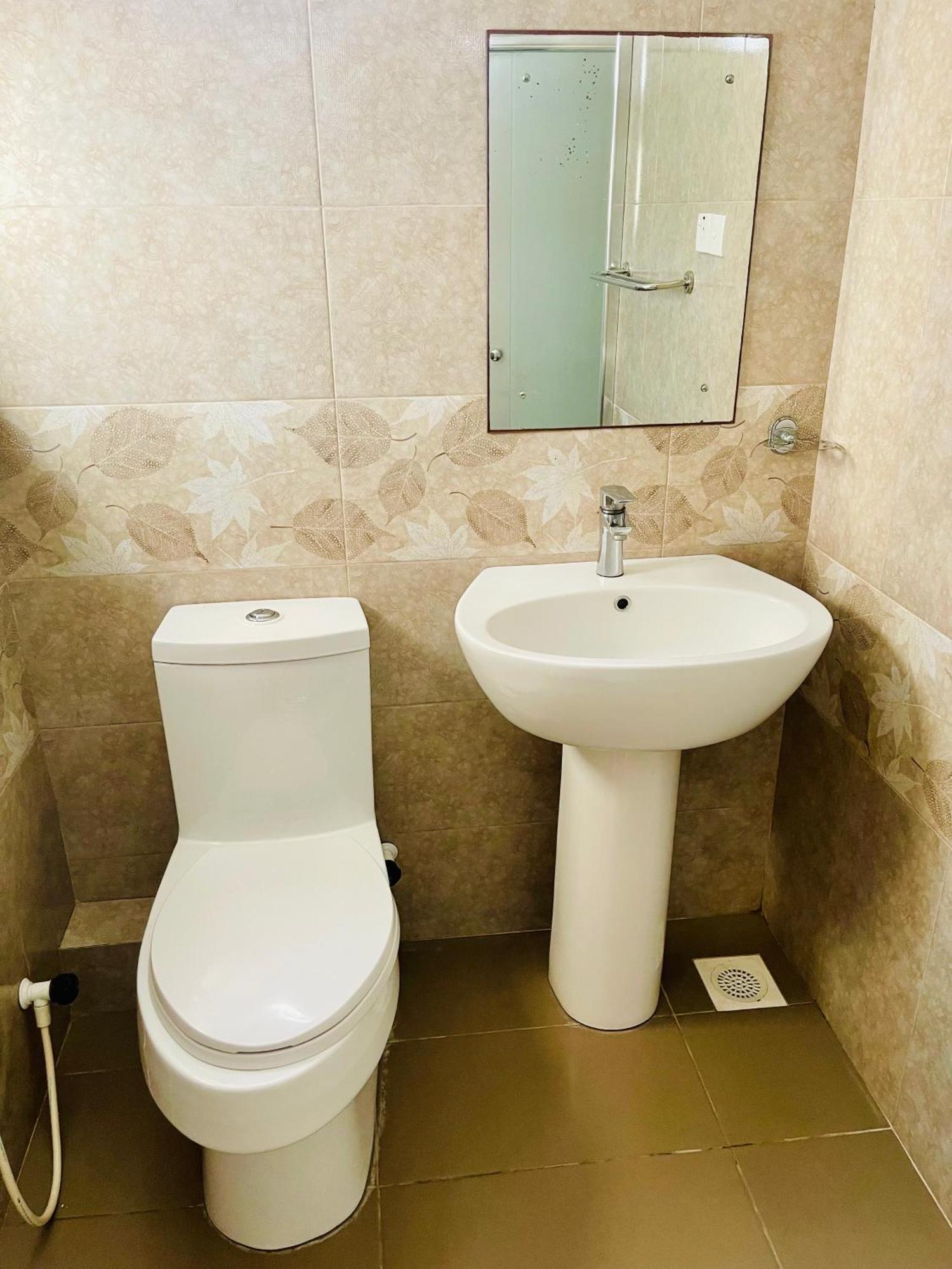 Sand & Surf Guest House Негомбо Экстерьер фото