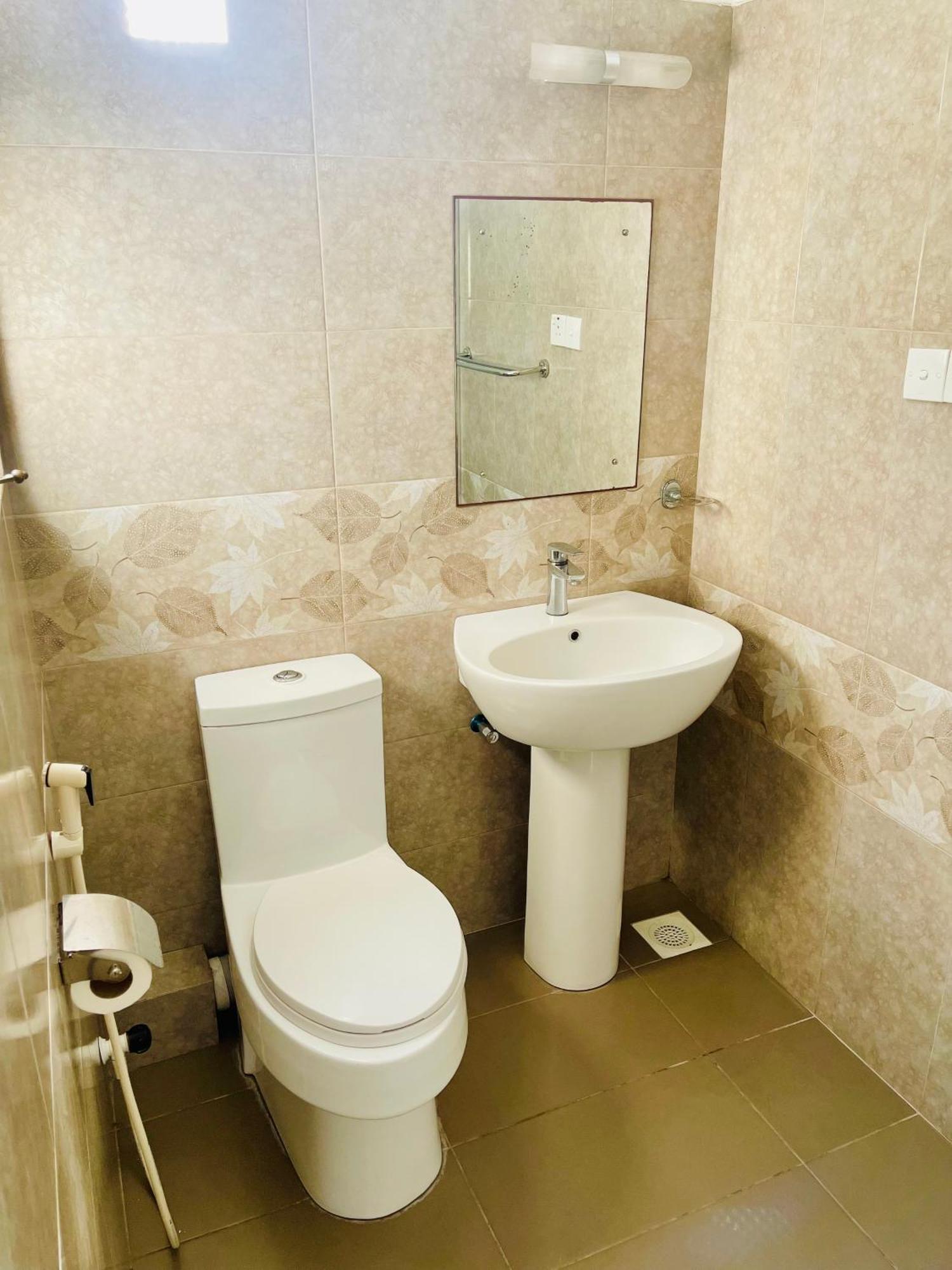 Sand & Surf Guest House Негомбо Экстерьер фото